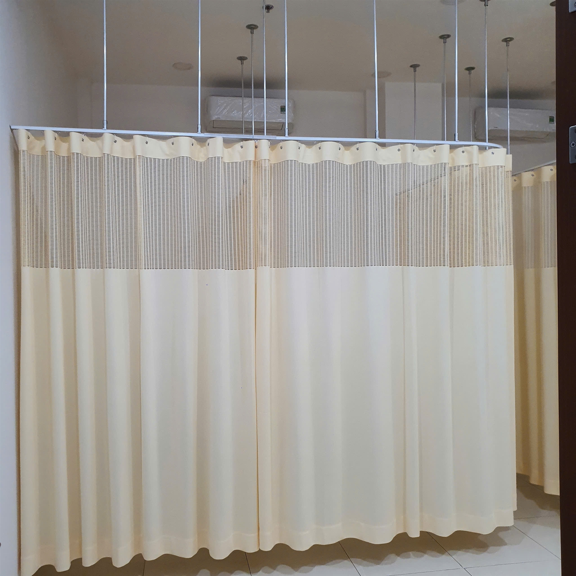 rèm y tế bệnh viện