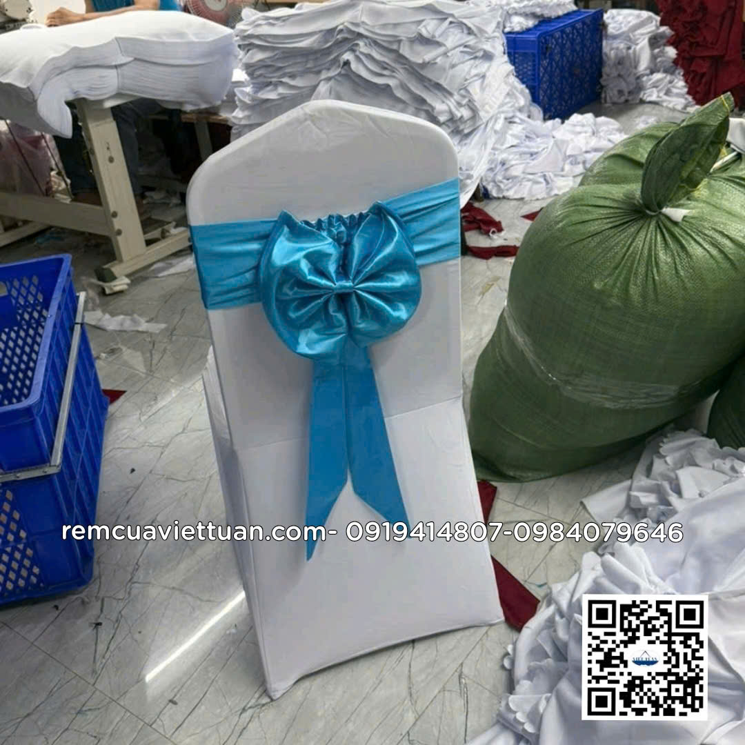 Áo ghế nơ xanh