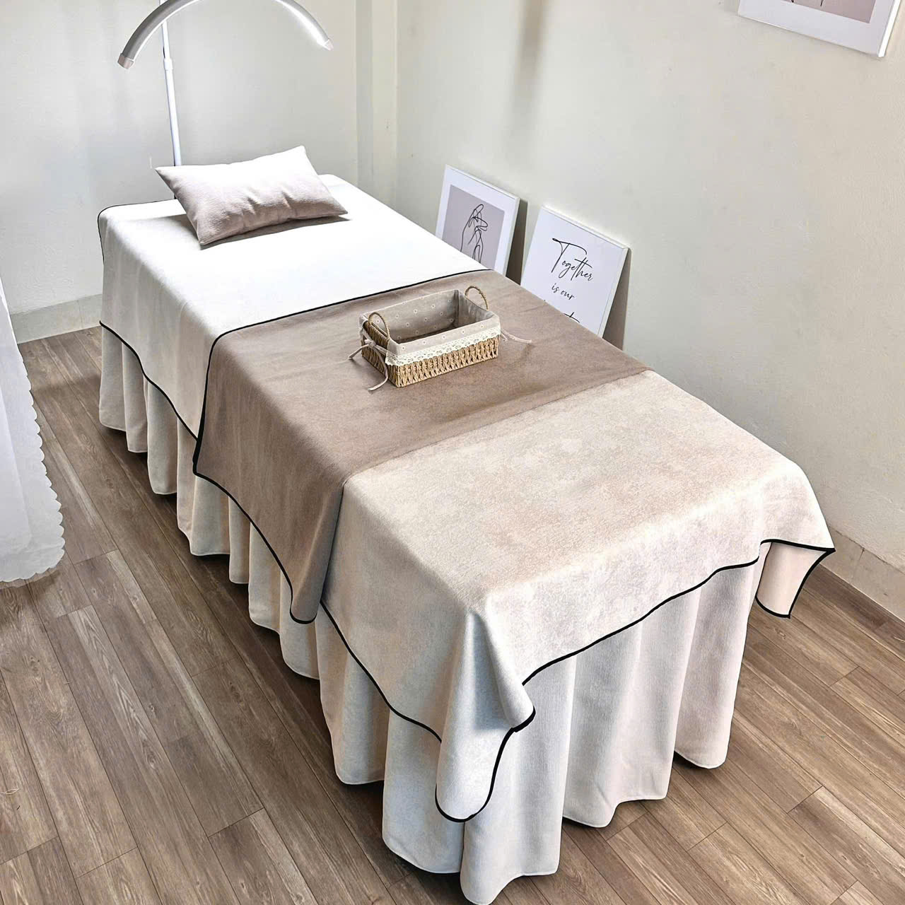 Ga trải giường spa màu kem