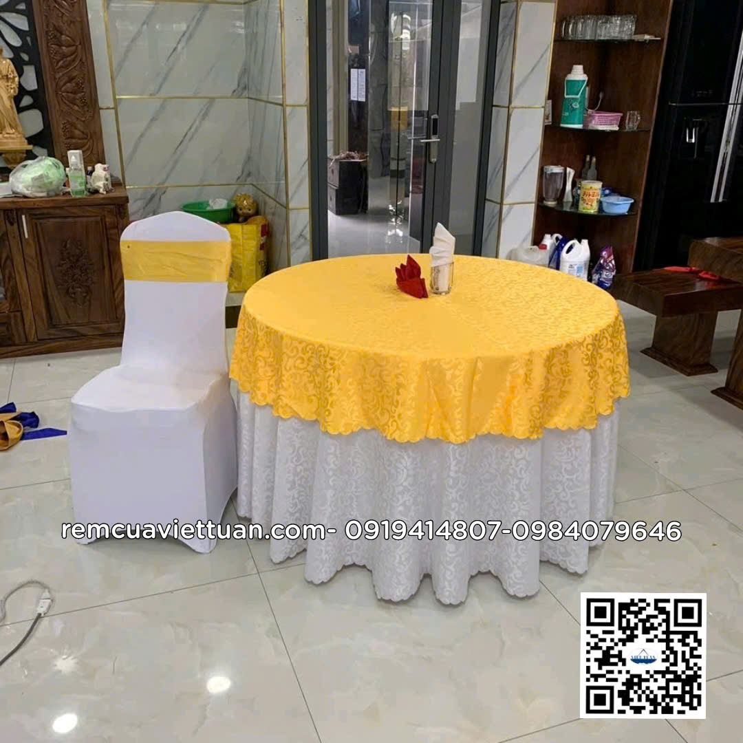 Khăn trải bàn tròn màu nâu