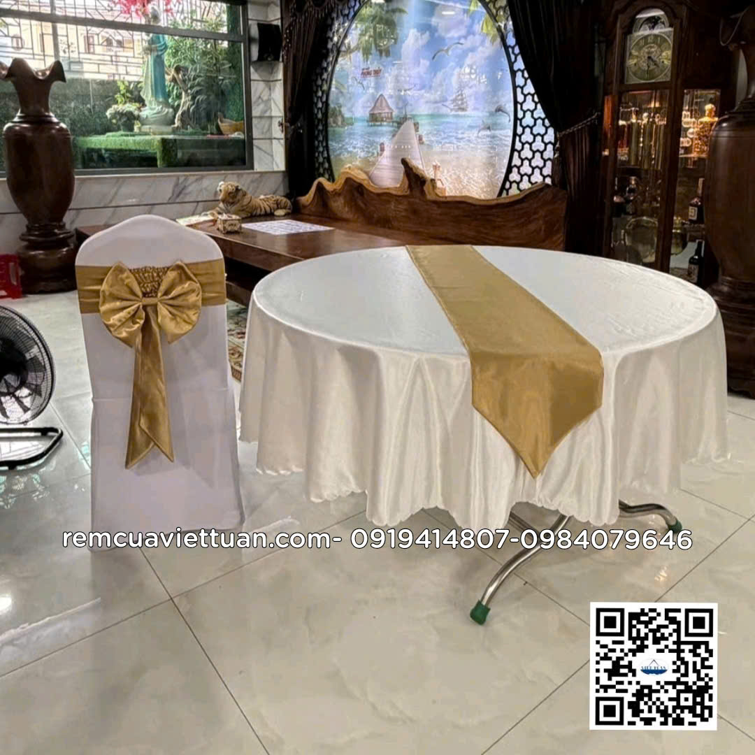 Khăn trải bàn tròn màu nâu