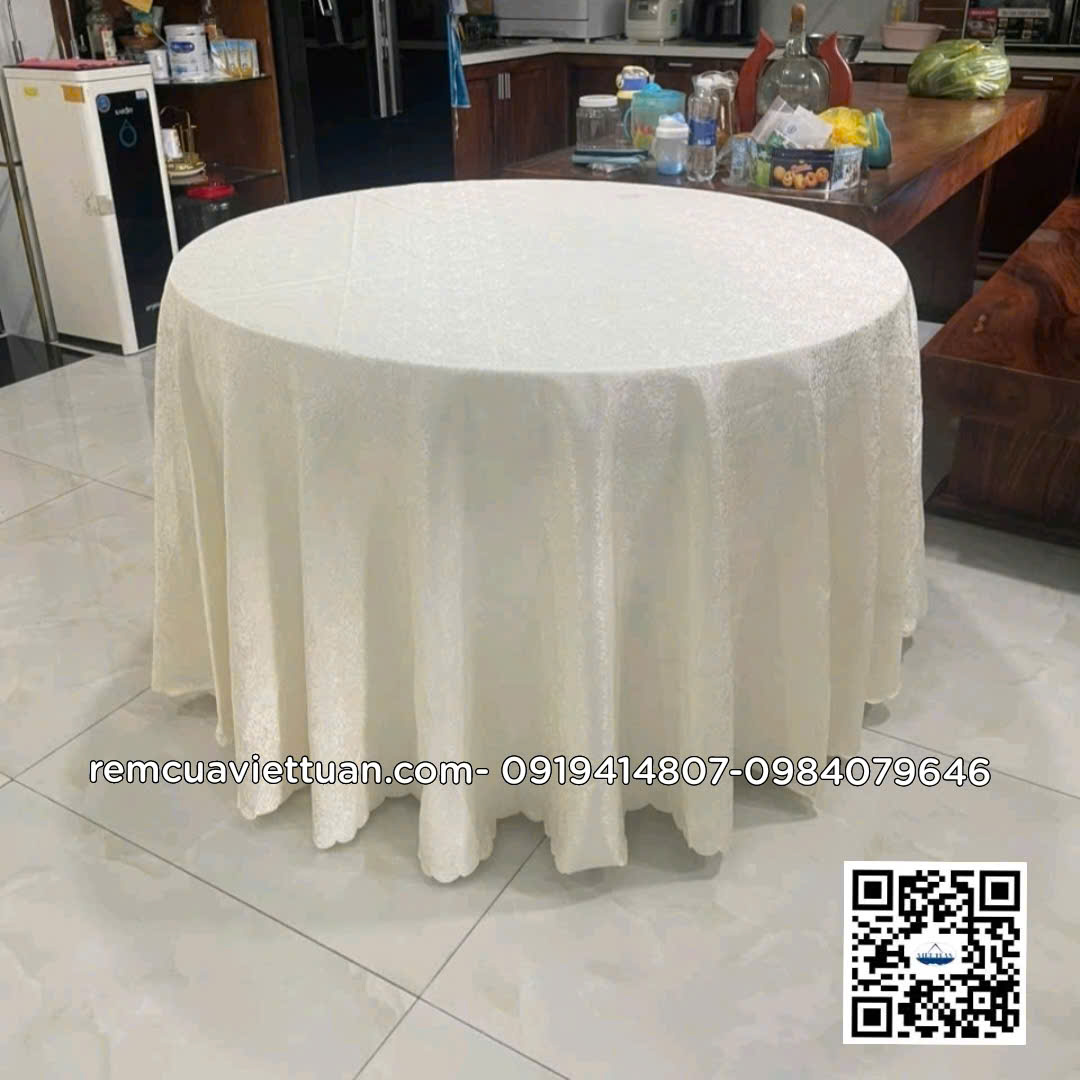 Khăn trải bàn tròn màu nâu